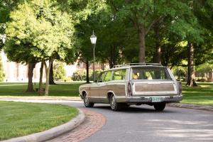 Ford Country Squire Station Wagon 428 1967 года 